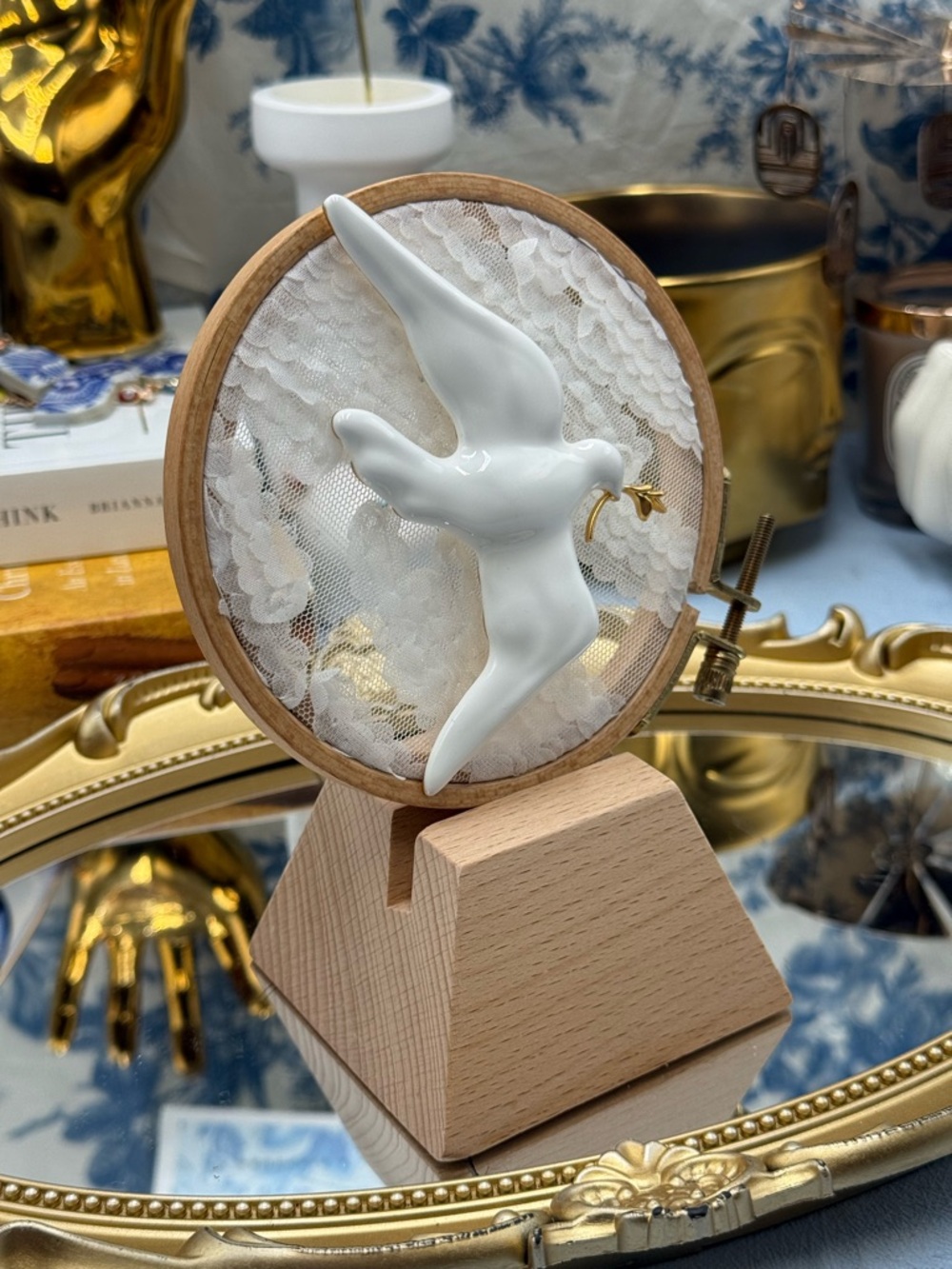 🆕 SCHIAPARELLI for Museum Gift Shop 🧿 NWOT White Dove Bird of Peace Brooch - Picture 14 of 16